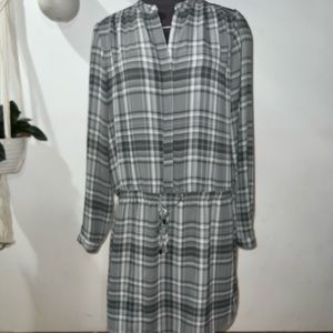 Dalia silky gray plaid dropped drawstring waist silky midi. Size 12